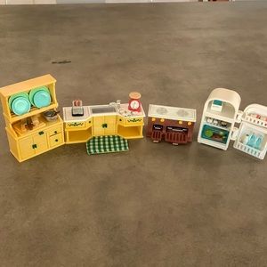 Calico Critters Kitchen set